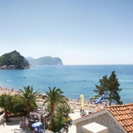 Apartmani Petrovac Na Moru ภายนอก รูปภาพ