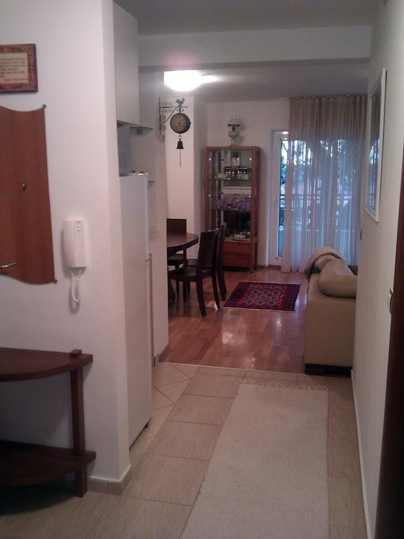 Apartmani Petrovac Na Moru ห้อง รูปภาพ